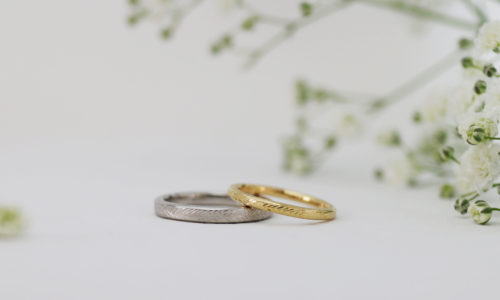 ヘリンボーン模様の結婚指輪