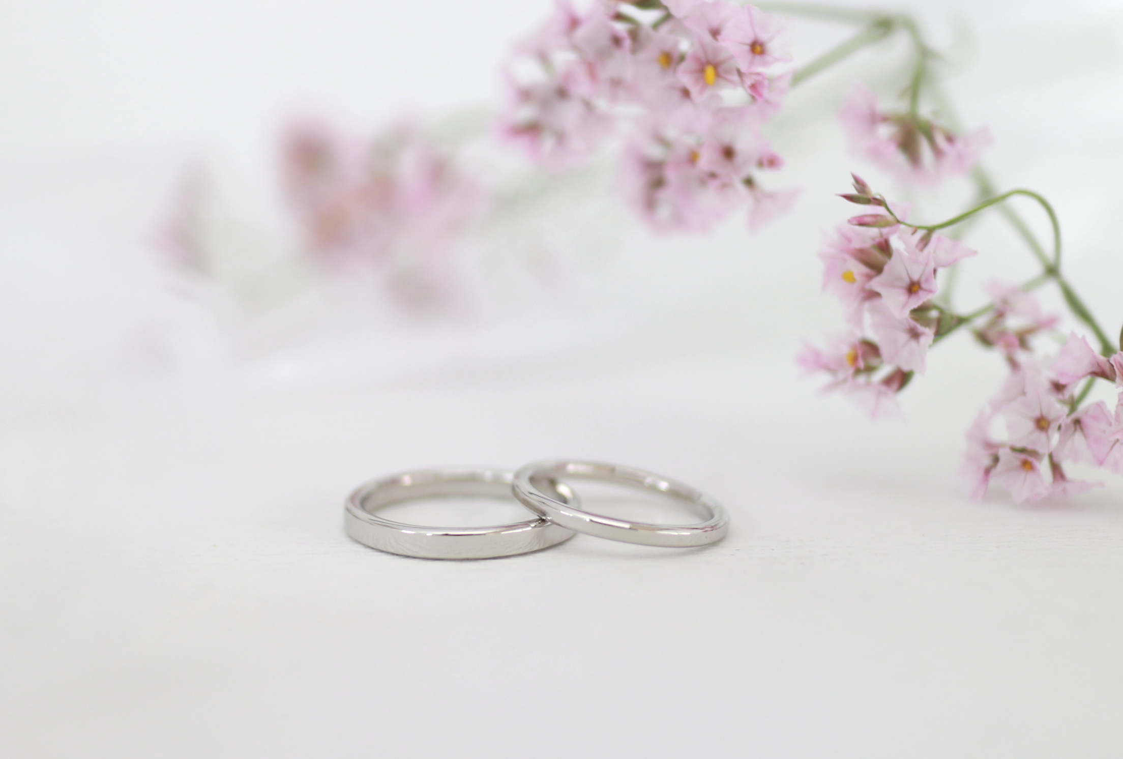 ふたりで手作りしたシンプルな結婚指輪