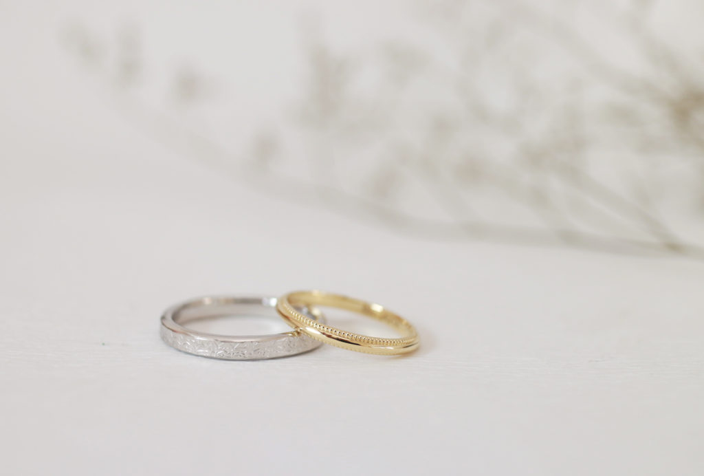 素材もデザインも違う手作り結婚指輪