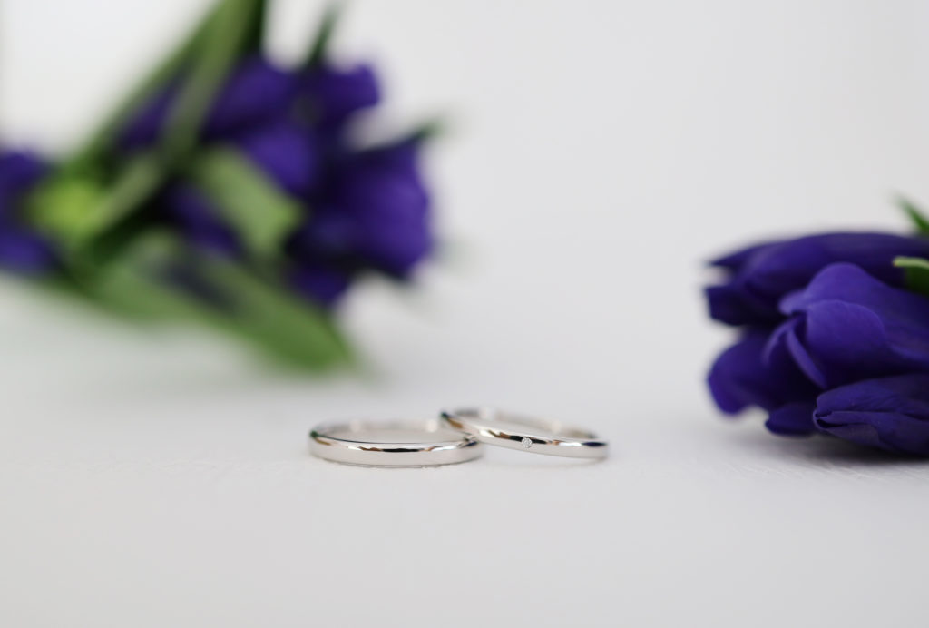 ピカピカに磨いた結婚指輪