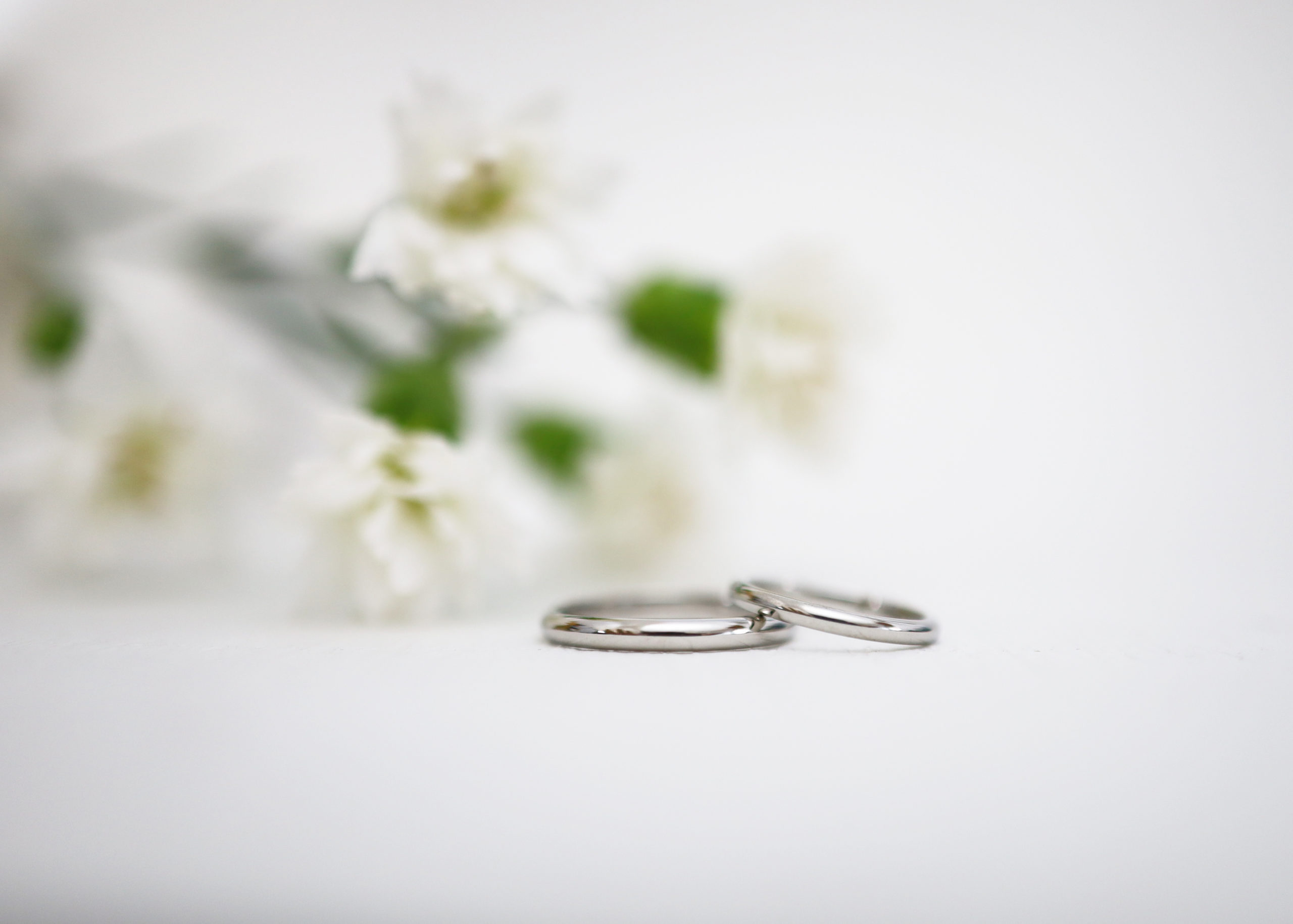 ピカピカに磨いた結婚指輪